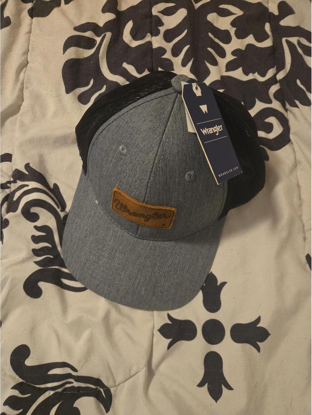 Wrangler Heather Gray and Black Trucker Snapback Hat - New With Tags